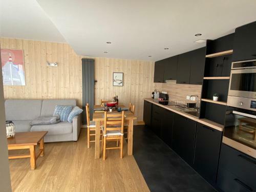 Cosy Apartment Ski In Out And Mt Blanc View