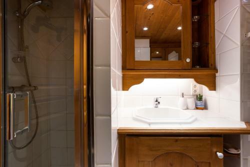 2br Apartment Close To Ski Lift With Mt Blanc View