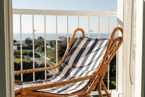 Apartamento Elegante Attico Panoramico A 2 Passi Dal Mare