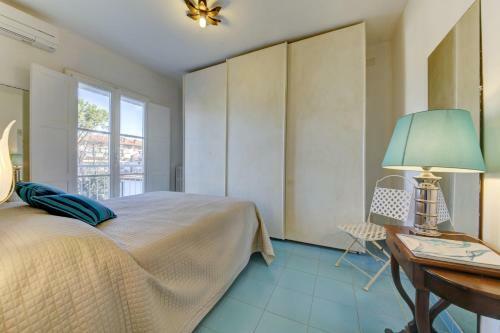 Apartamento Elegante Attico Panoramico A 2 Passi Dal Mare
