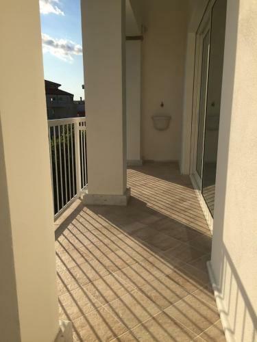 Apartamento Elegante Attico Panoramico A 2 Passi Dal Mare