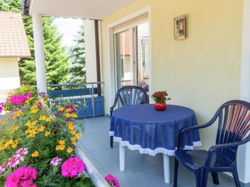 Quietly Situated, Bright Apartment In Baiersbronn With Private Balcony
