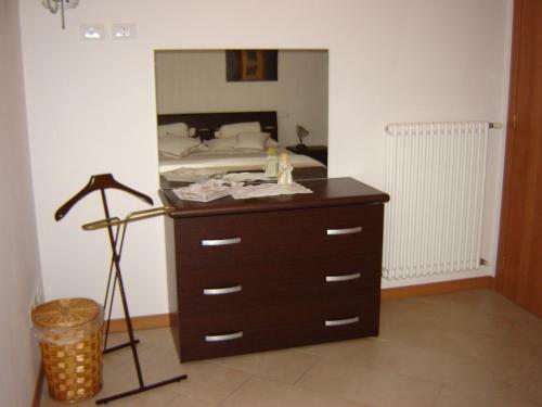 Apartamento A 7 Km Da Salo' Casa Del Sole Mansarda