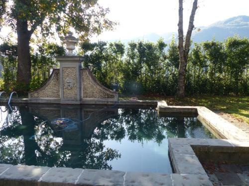Villa Would You Like To Live Like A King/princess ?
