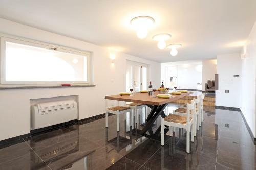 Villa Laura Aegilium