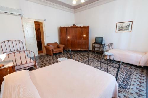 B&B Liberty Palace