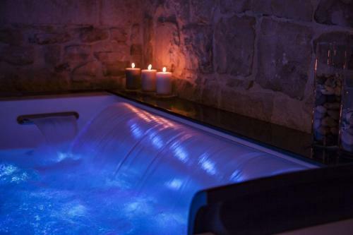 Hostal Levante Luxury Room