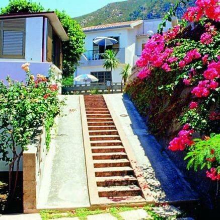 Residence Calav� Villa Rosa