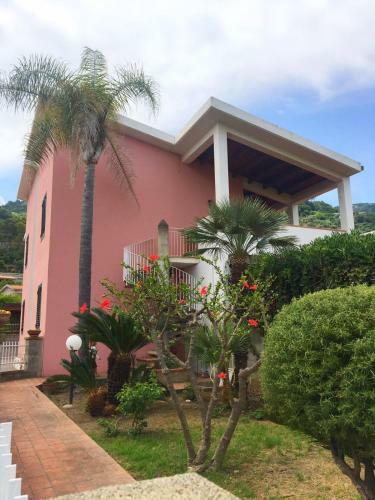 Villa 150mt From The Sea