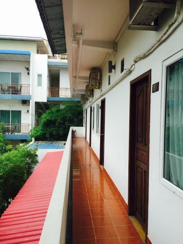 Billabong Hotel