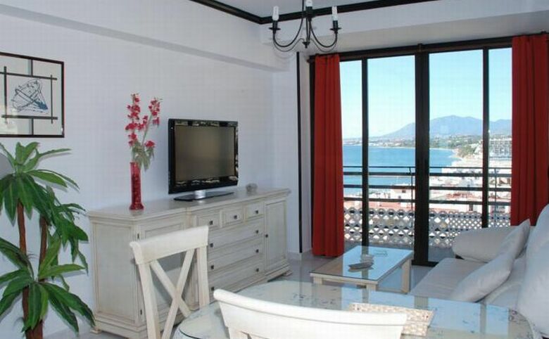 Apartamentos Mediterraneo