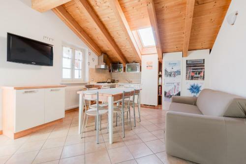 Apartamento Luminoso Appartamento A Due Passi Dal Bosco