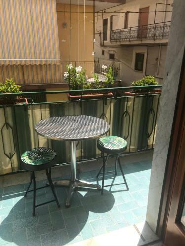 Hostal Vesuvio Rooms