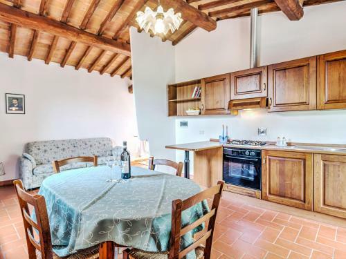 Cozy Aparment In Greve In Chianti With Swimming Pool