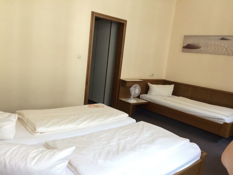 Hotel Sandstern