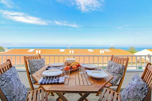 Vila Lucia - House With Sea View And Barbecue