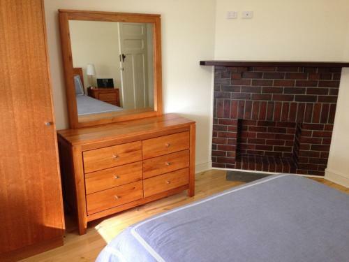 Bed & Breakfast Macdonnell House Naracoorte