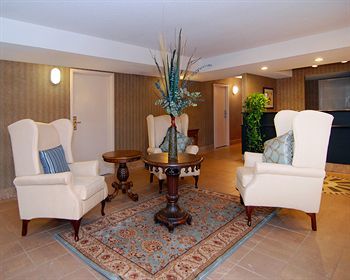 Atlantic Beach Hotel And Suites