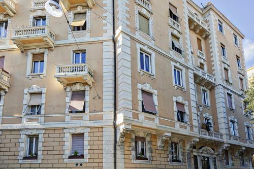 Cozy Family Apartment In Castelletto