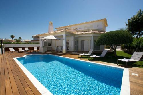 Vista Villa Joia