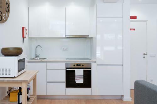 Apartamento Sweet Sunny Flat W/ Balcony - Gaia
