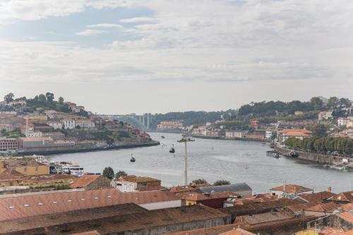 Apartamento 2br Flat W/ AC & Great Views By Lovelystay