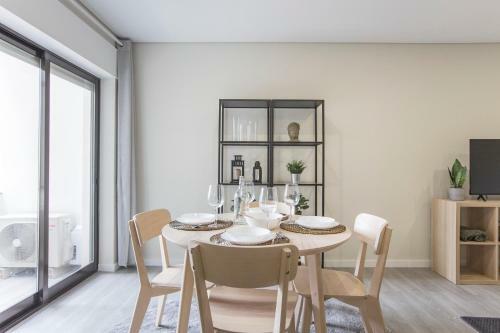 Apartamento 2br Flat W/ AC & Great Views By Lovelystay