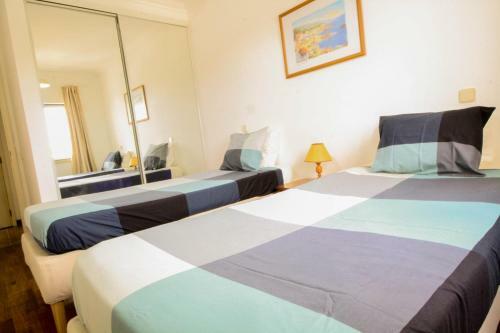 Vau Costa Beach Apartment With Pool!