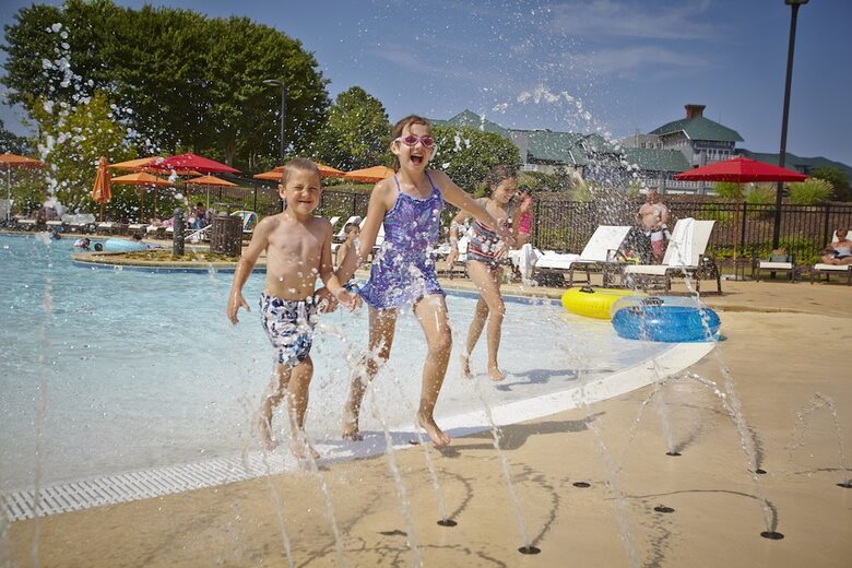 Hotel Kingsmill Resort