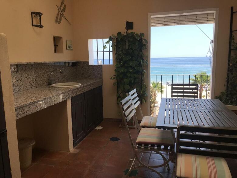 Happyvila Apartments