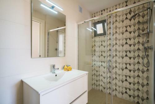 Apartamento T2 In Alvor With Rooftop Terrace & Pool
