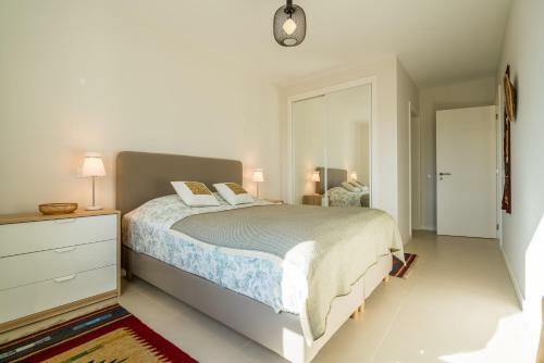 Apartamento T2 In Alvor With Rooftop Terrace & Pool