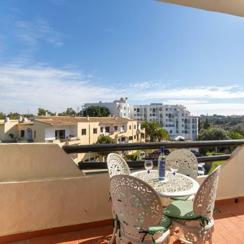 Lovely One Bedroom Apartment In Alvor