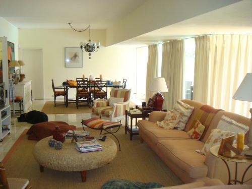 Casa Da Palmeira, Pool & Soccer Pitch