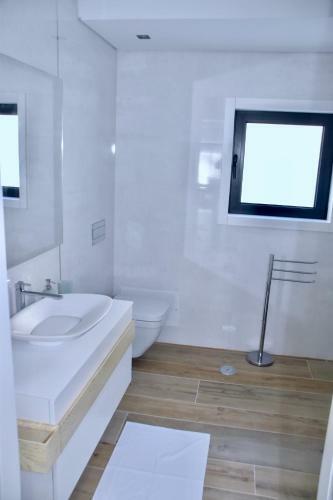 Amora Villa Sacha