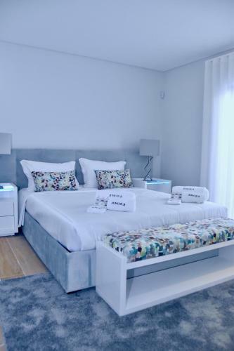 Amora Villa Sacha