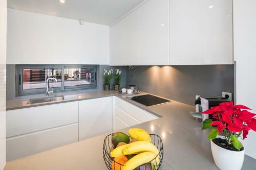 L Orangerie Ca - Luxury Villa In A Private Condominium With Pool