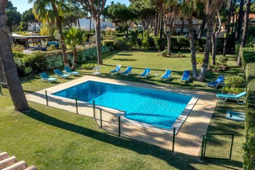 Villa With Garden And Pool