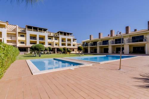 Apartamento Para�sos Do Pinhal - 2 Bedrooms - Vilamoura