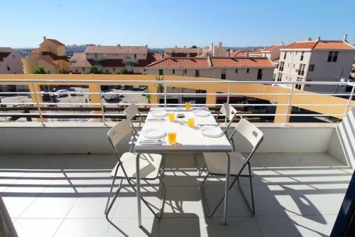Vilamoura Marina Apartment By Sapvillas
