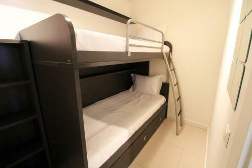 Vilamoura Marina Apartment By Sapvillas