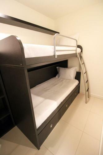 Vilamoura Marina Apartment By Sapvillas