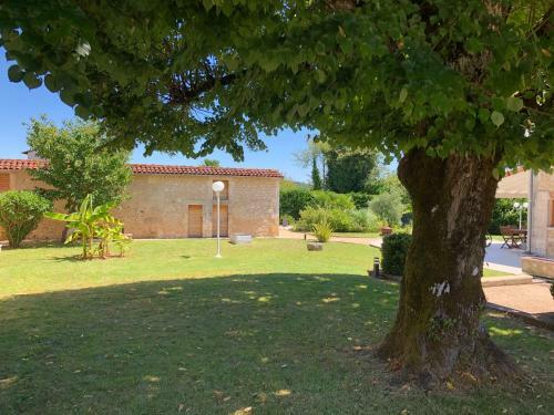 Hostal L'�clat