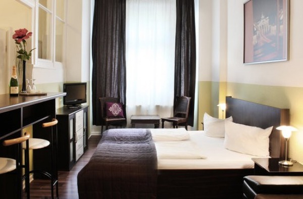 Hotel Overnight