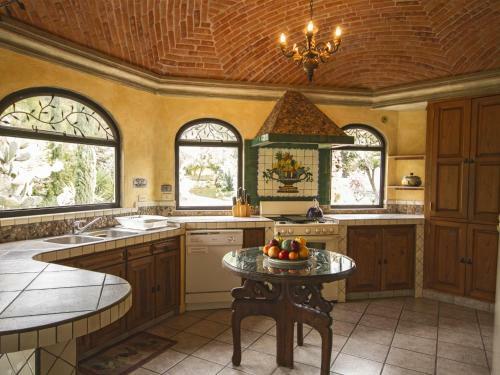 La Casa De Las Bugambilias - Boutique Villas Xichu