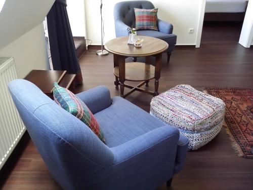 Hotel & Caf� Kleinergr�nauer