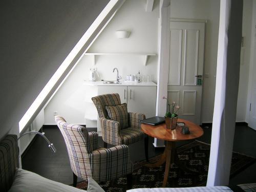 Hotel & Caf� Kleinergr�nauer
