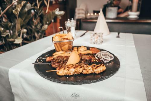 Hotel & Restaurant Knote