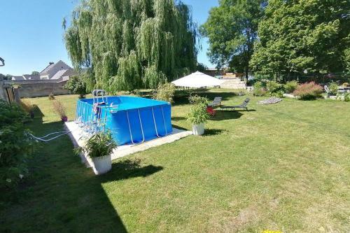 Maison Chaleureuse Et de D�tente Avec Piscine Et Spa