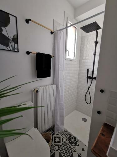 Hostal Les Rauches - Quai Loire - Chambre Jungle